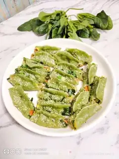 Make Scrambled with spinach meat step 8