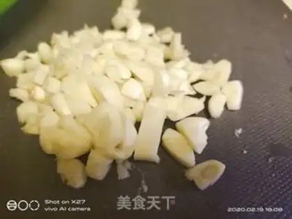 Make Garlic plaque step 1