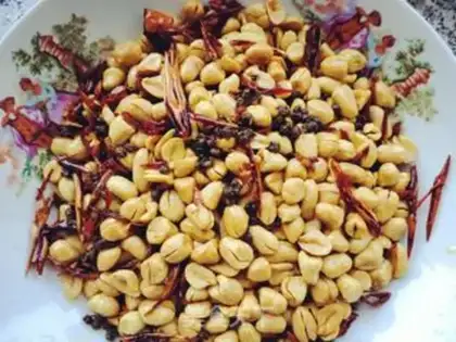 Make Spicy peanuts step 6