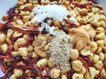 Make Spicy peanuts step 7