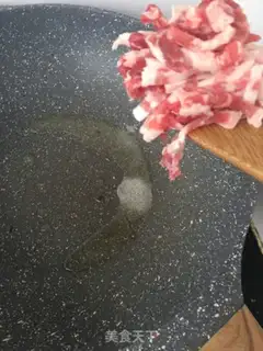 Make Garlic fried beans step 6