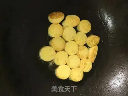 Make Curry, curry, tofu shrimp step 2
