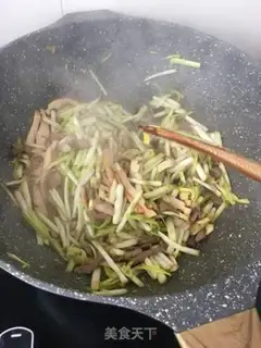 Make Garlic fried beans step 13