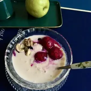 Make Double-coloured yogurt bowl step 5