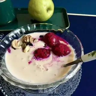 Make Double-coloured yogurt bowl step 6