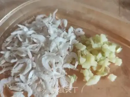 Make Shrimp-skinned casserole step 2