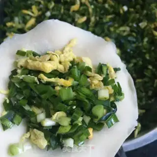 Make An egg box of celery step 5