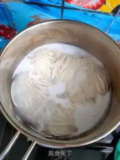 Make Soup noodles step 2