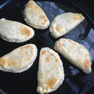 Make An egg box of celery step 9