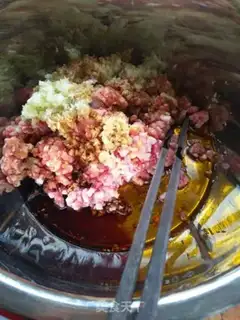 Make Beanie pork pie bread step 2