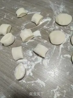 Make Beanie pork pie bread step 8