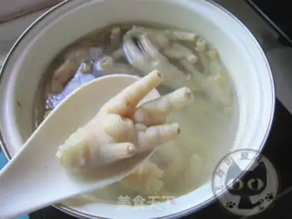 Make Spicy, boneless claws step 1