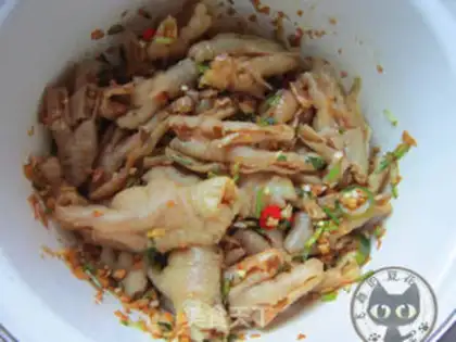 Make Spicy, boneless claws step 5