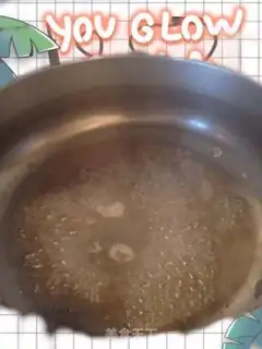 Make Apple rose rolls step 1