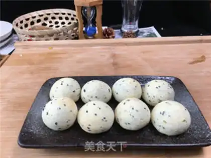 Make Potatoball dinosaur eggs step 9