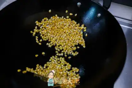 Make Chocolate popcorn step 1