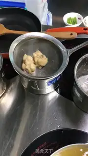 Make Spicy chicken wings step 2