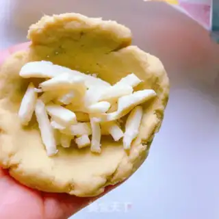 Make Red potato cheeseball step 4