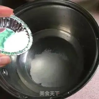 Make Apple roses step 2