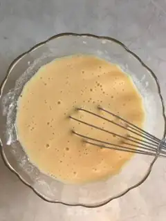 Make Cranberry yogurt cake step 2