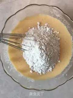 Make Cranberry yogurt cake step 3