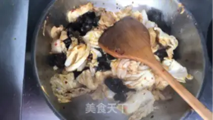 Make Spicy wood and cabbage step 4