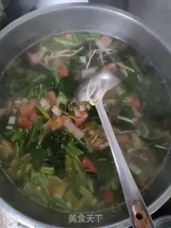 Make Pork sausage tomato egg soup step 1