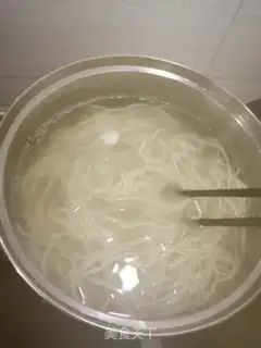 Make Piggy noodles step 1