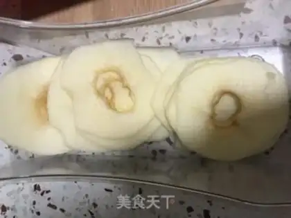 Make Apple egg sandwich step 2