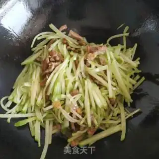 Make A radish-cracked fried meat step 8