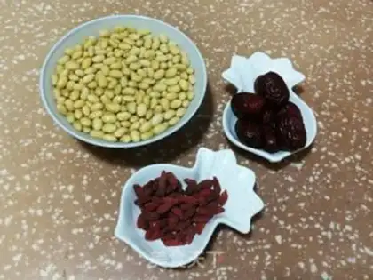 Make Red dates, soybeans step 0