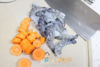Make Carrot shrimp step 2
