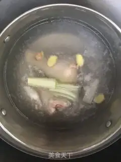 Make Sour chicken legs step 1