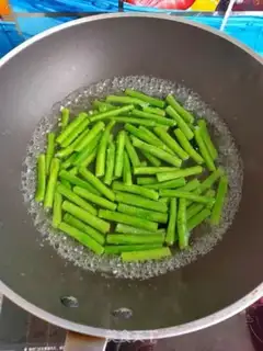 Make Spicy bean horns step 1