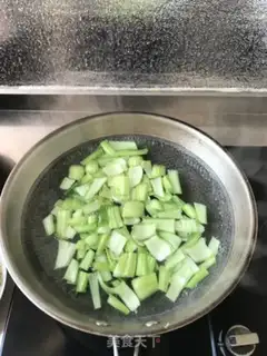 Make Mushroom oil step 0
