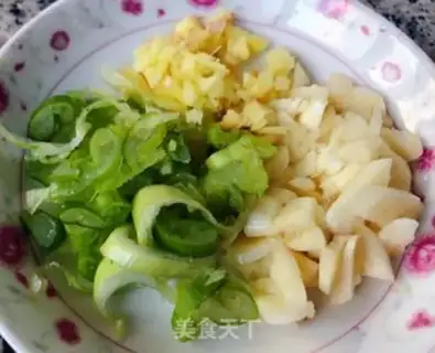 Make Five sauerkraut with potatoes step 2