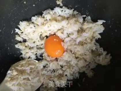Make Garlic gold and silver step 1