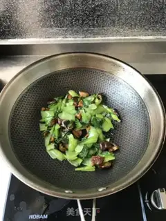 Make Mushroom oil step 7