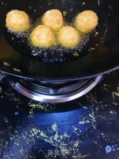 Make Potato melons step 8