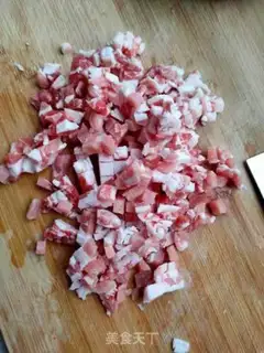 Make Dry mushroom sauce noodles step 1