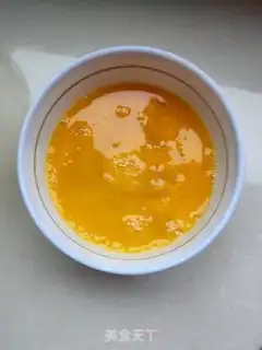 Make Shrimp onions fried eggs step 1