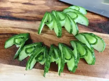 Make cucumber pallet step 3