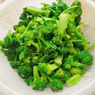Make Steamed fish juice broccoli step 3