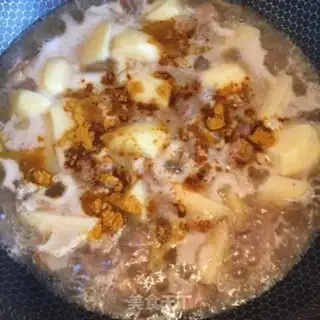 Make Curry potatoes for chicken step 6