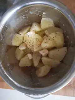 Make Baked potatoes step 4