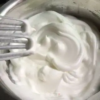 Make Blueberry cupcakes step 5