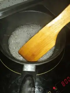Make Caramel apples step 1