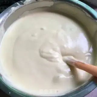 Make Blueberry cupcakes step 8