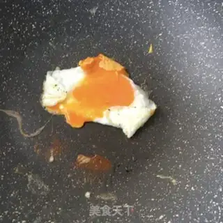 Make Egg sandwich step 5