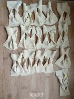 Make The sofa leaves step 2